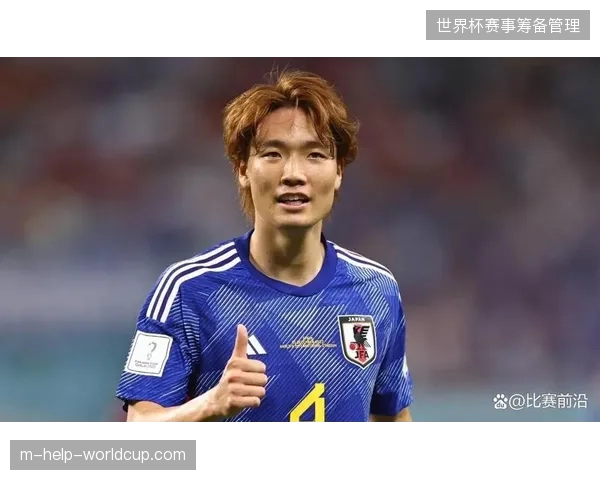 板仓滉以德甲主力中卫的稳健，锁定日本队防线核心首发名额
